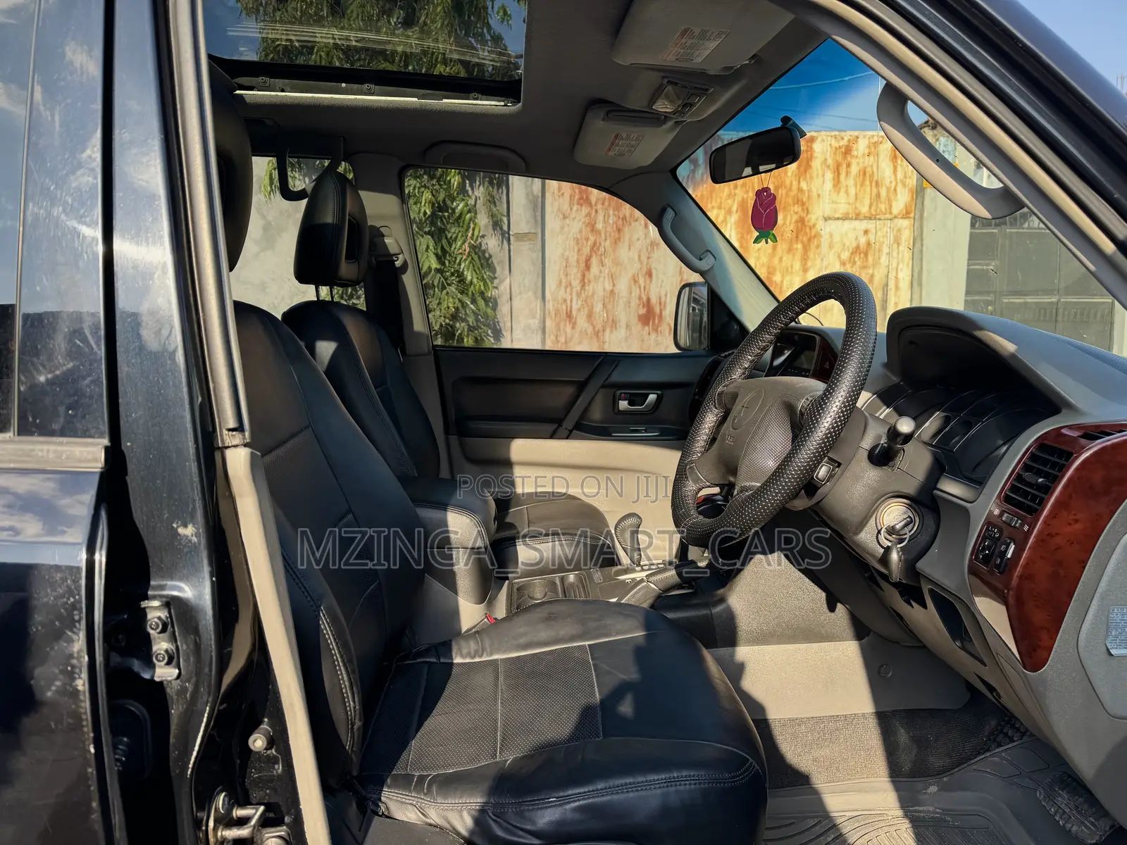 Mitsubishi Pajero 3.2 DI-D Elegance Long Automatic 2005 Black