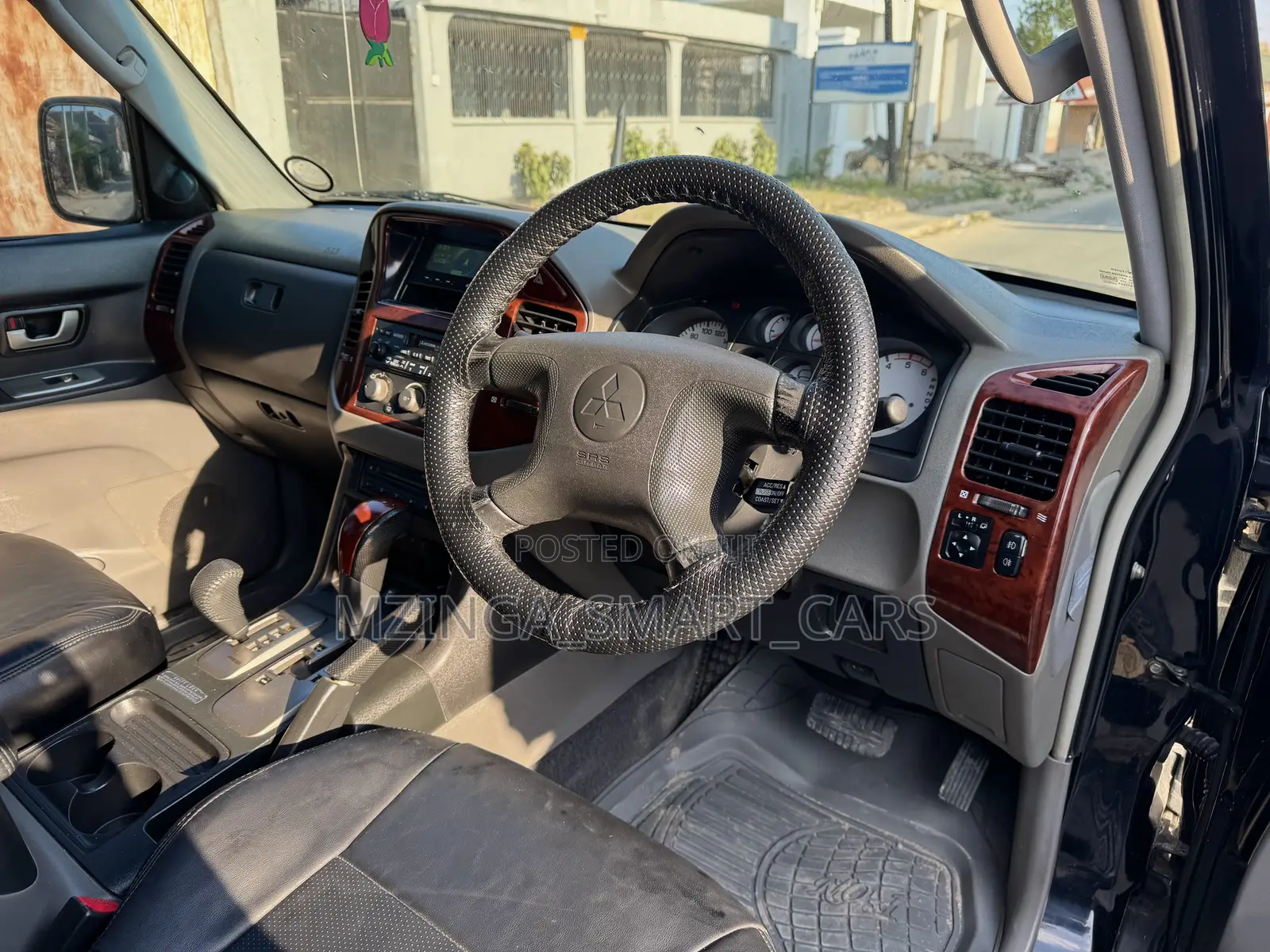 Mitsubishi Pajero 3.2 DI-D Elegance Long Automatic 2005 Black