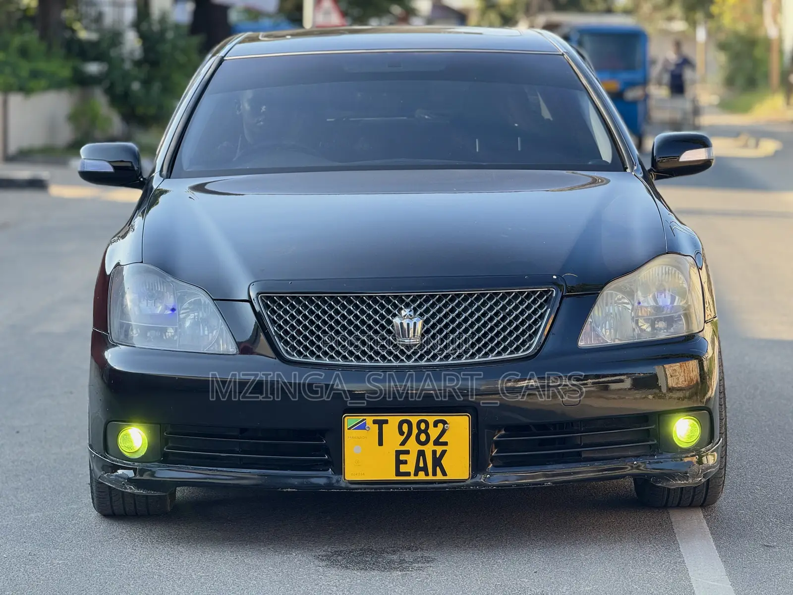 Toyota Crown 2005 Black