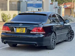 Toyota Crown 2005 Black