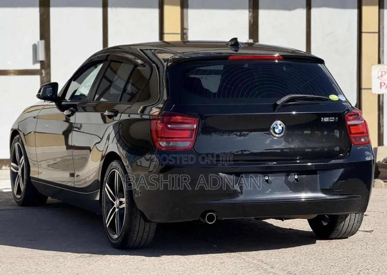 BMW 1 Series 2011 Black