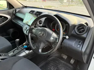 Toyota RAV4 2008 White