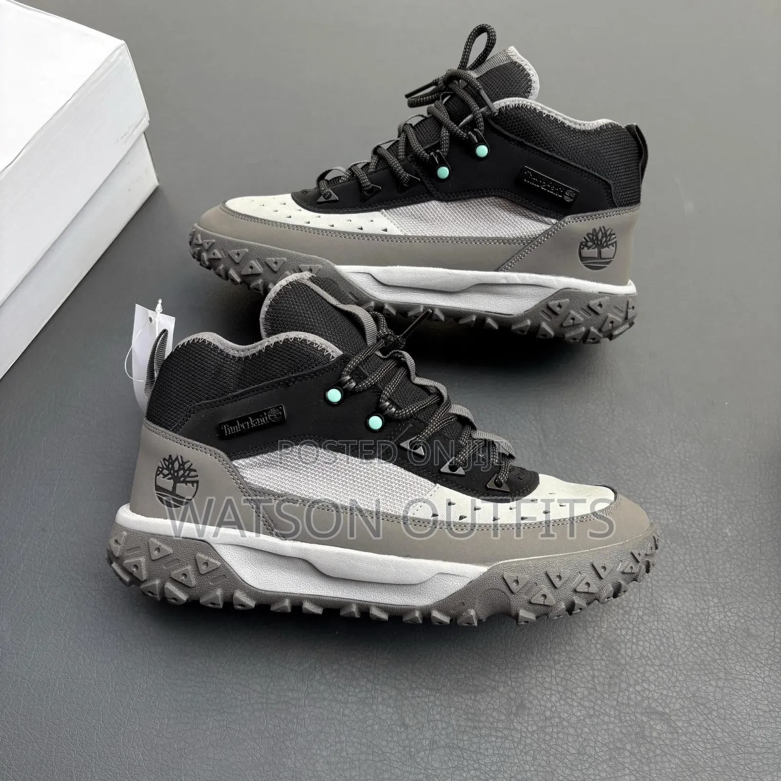 Men's Boot Sneakers or Shoes Completely Providing Stylish Wear