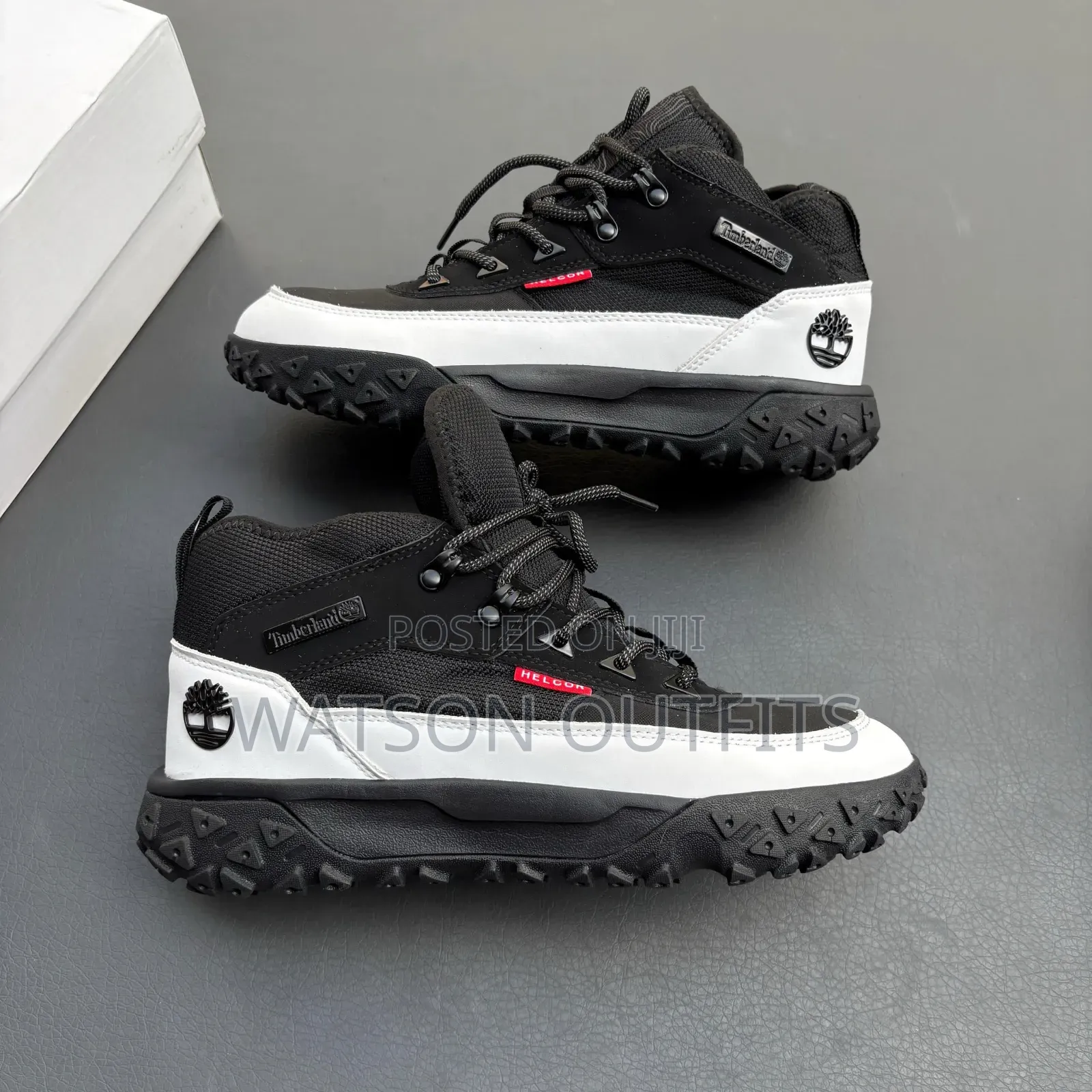 Men's Boot Sneakers or Shoes Completely Providing Stylish Wear