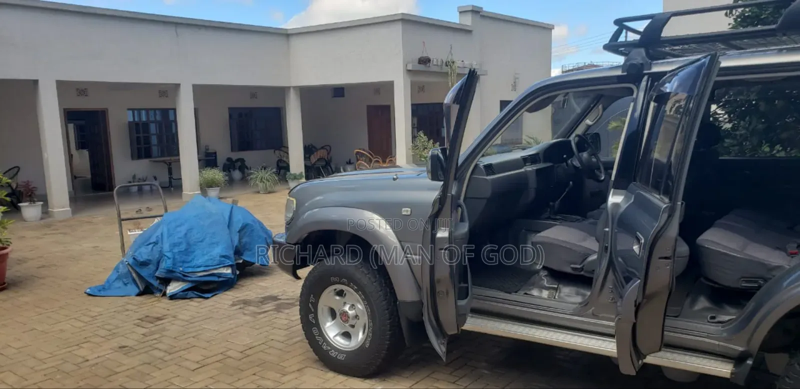 Toyota Land Cruiser 1995 Gray