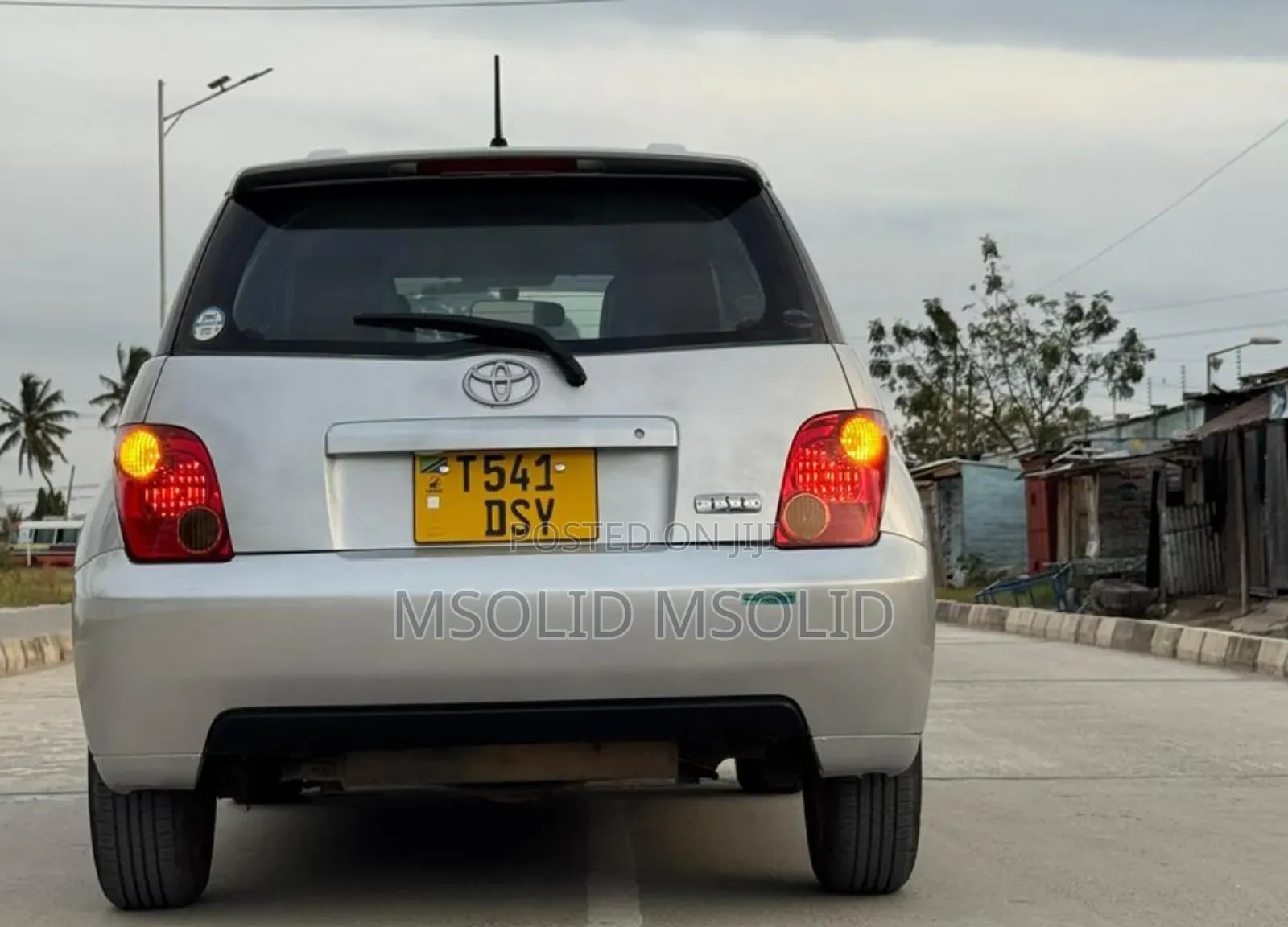 Toyota IST 2005 Silver