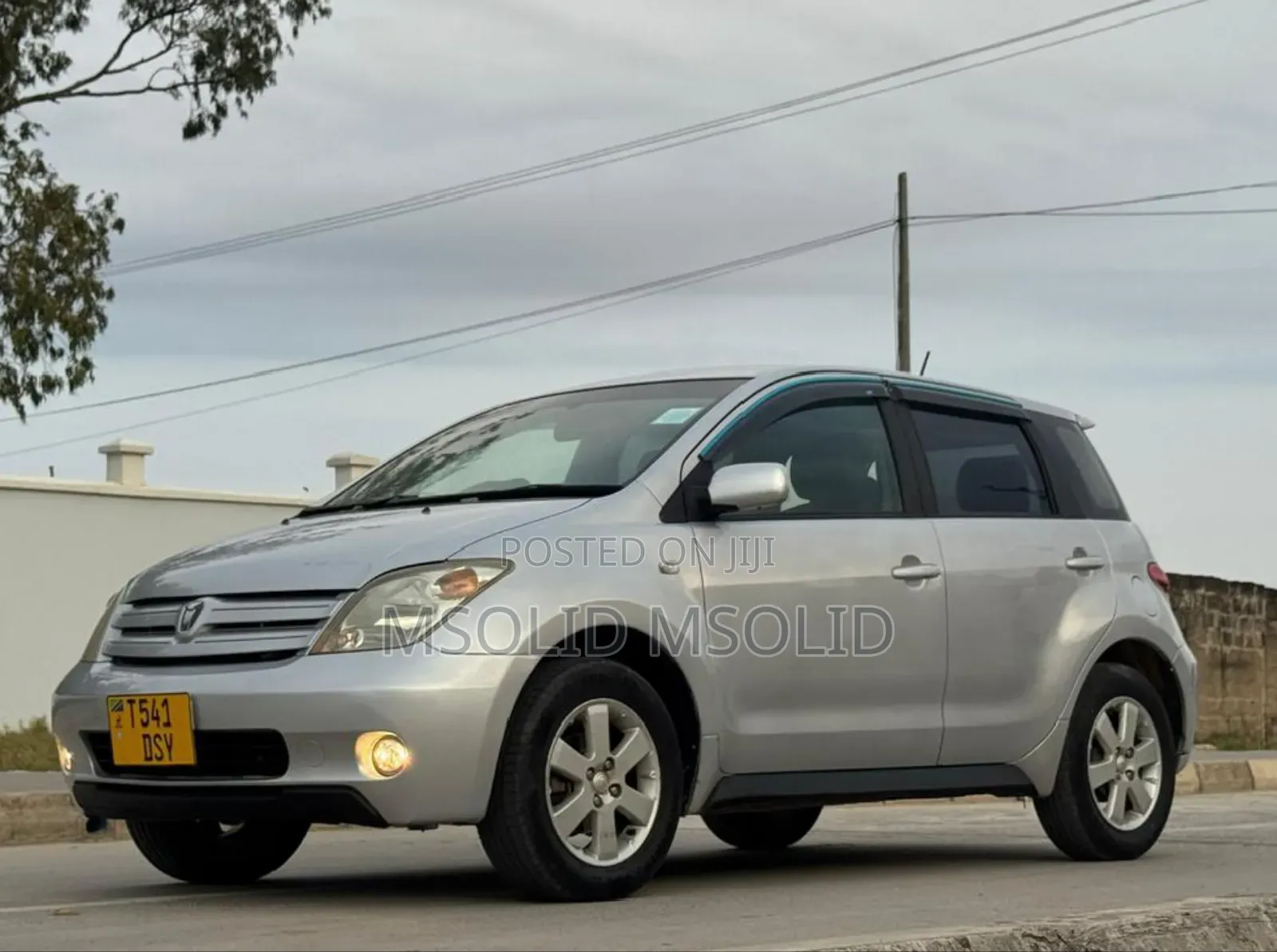 Toyota IST 2005 Silver