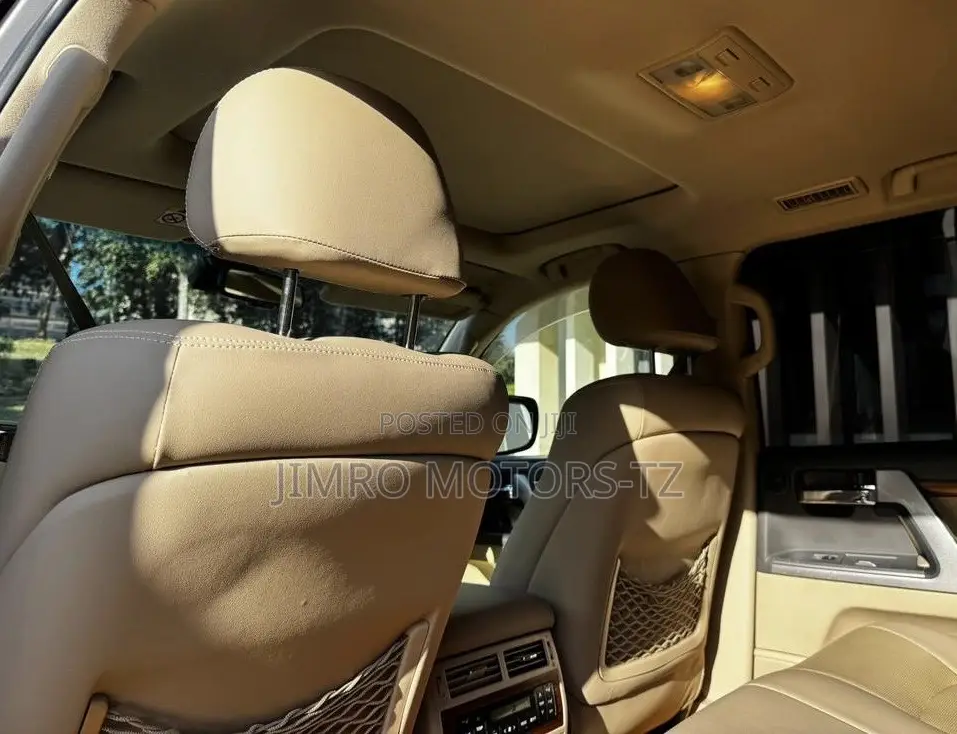 Toyota Land Cruiser 2013 Gold