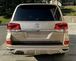 Toyota Land Cruiser 2013 Gold