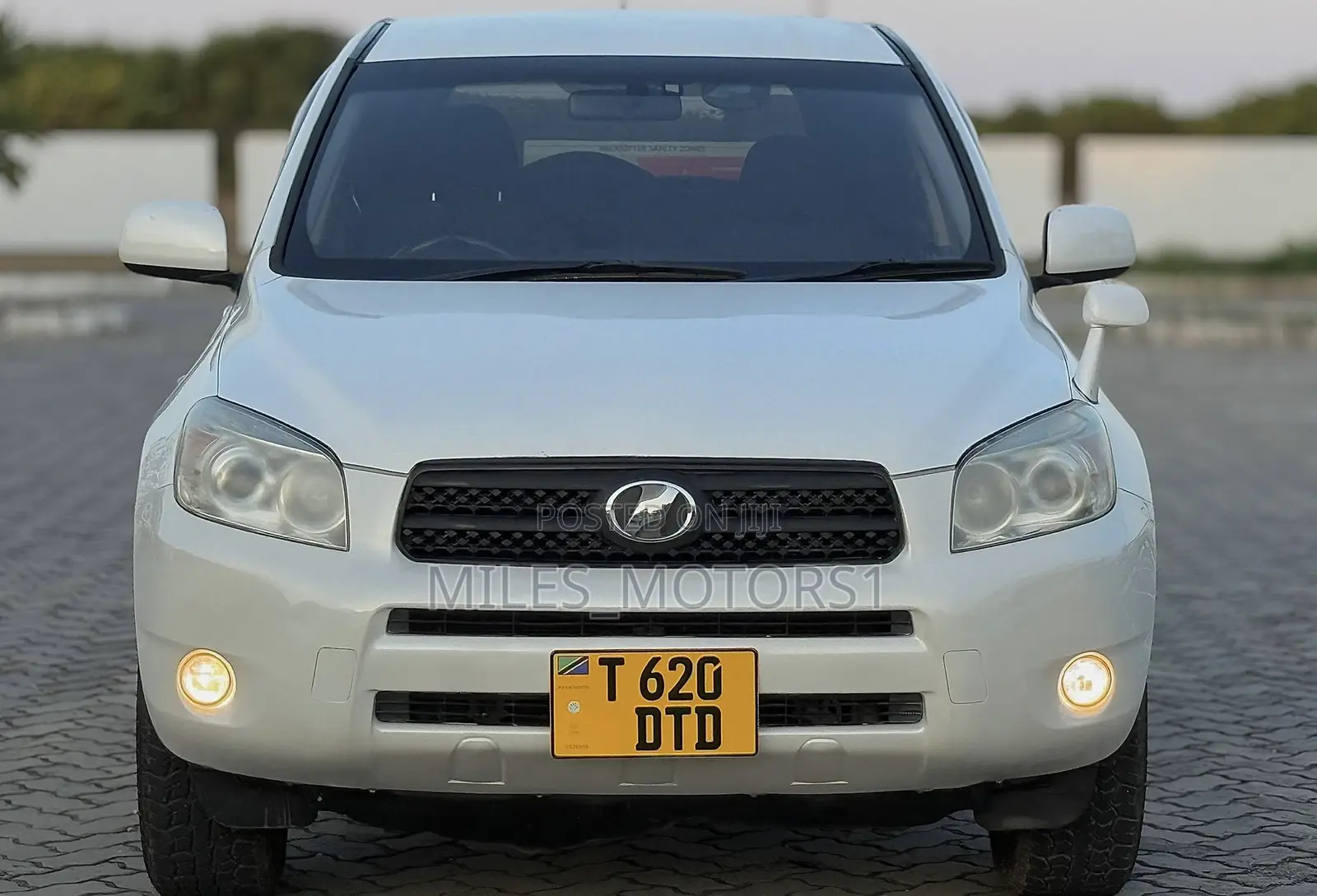 Toyota RAV4 2008 White