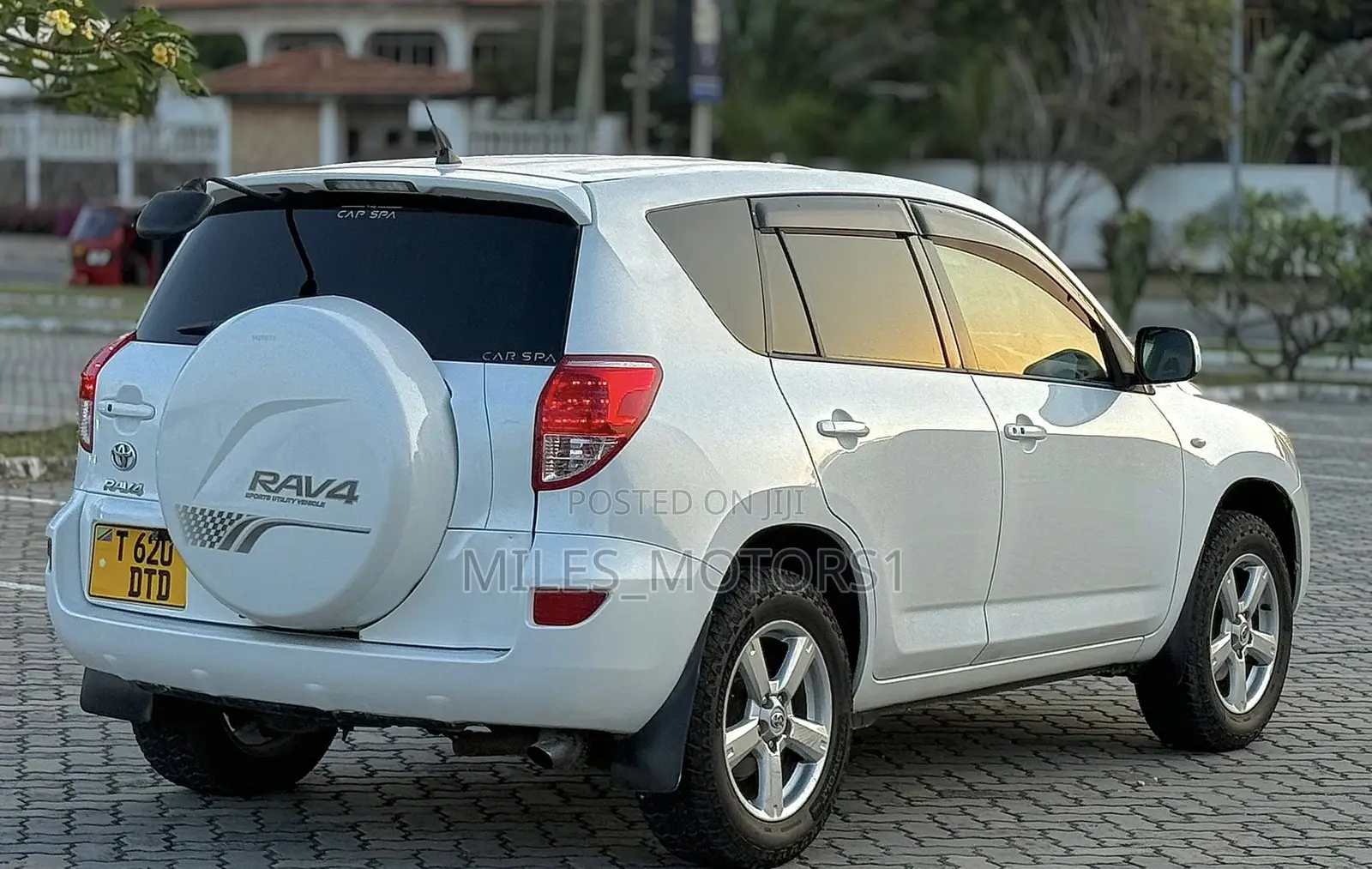 Toyota RAV4 2008 White