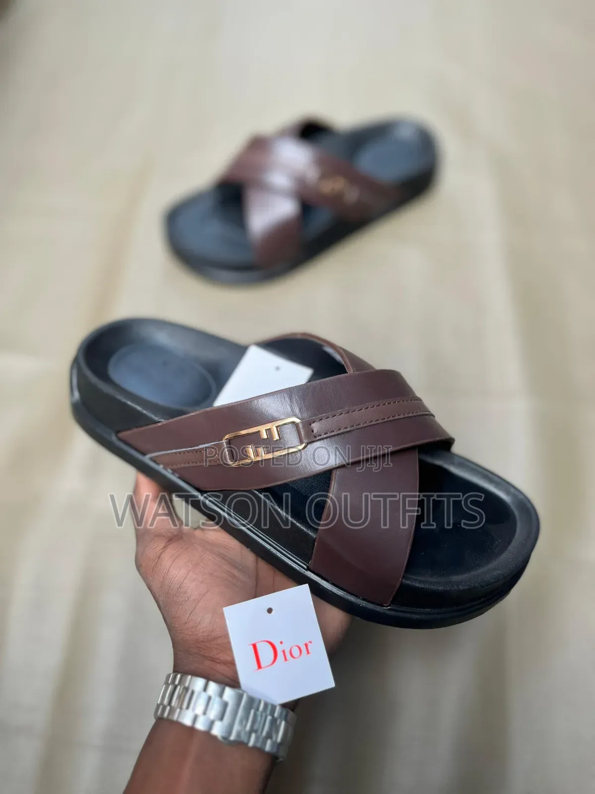 Classically Best and Beautifully Looking Sandals or Sendo Suiting Men