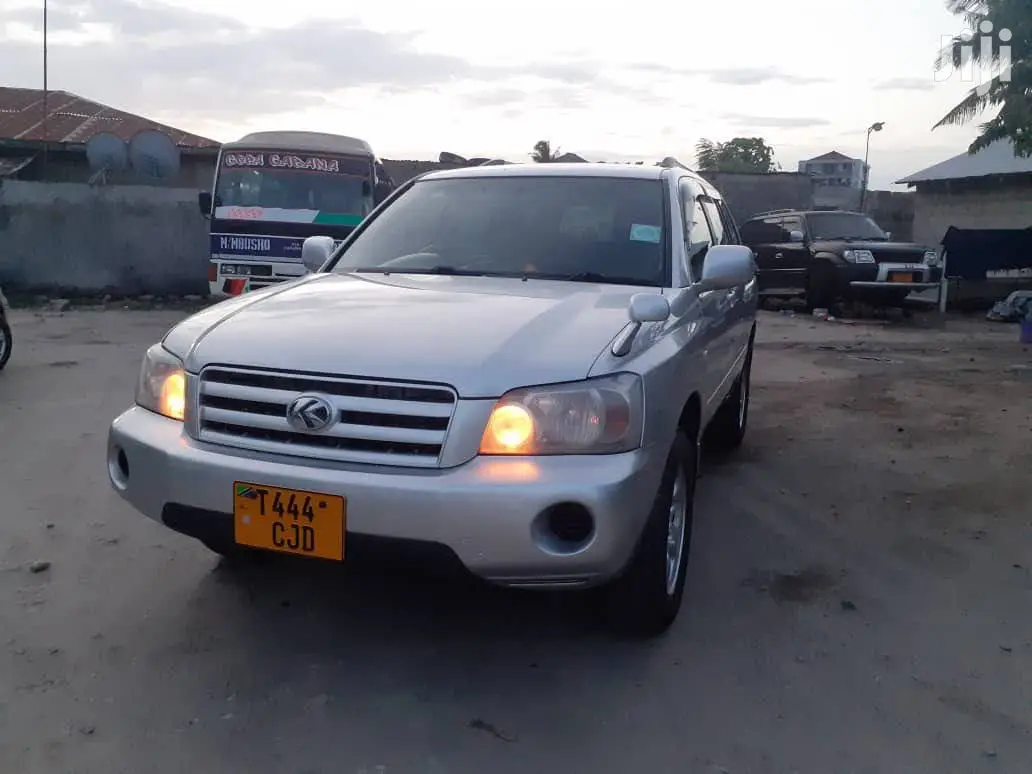Toyota Kluger 2004 Silver