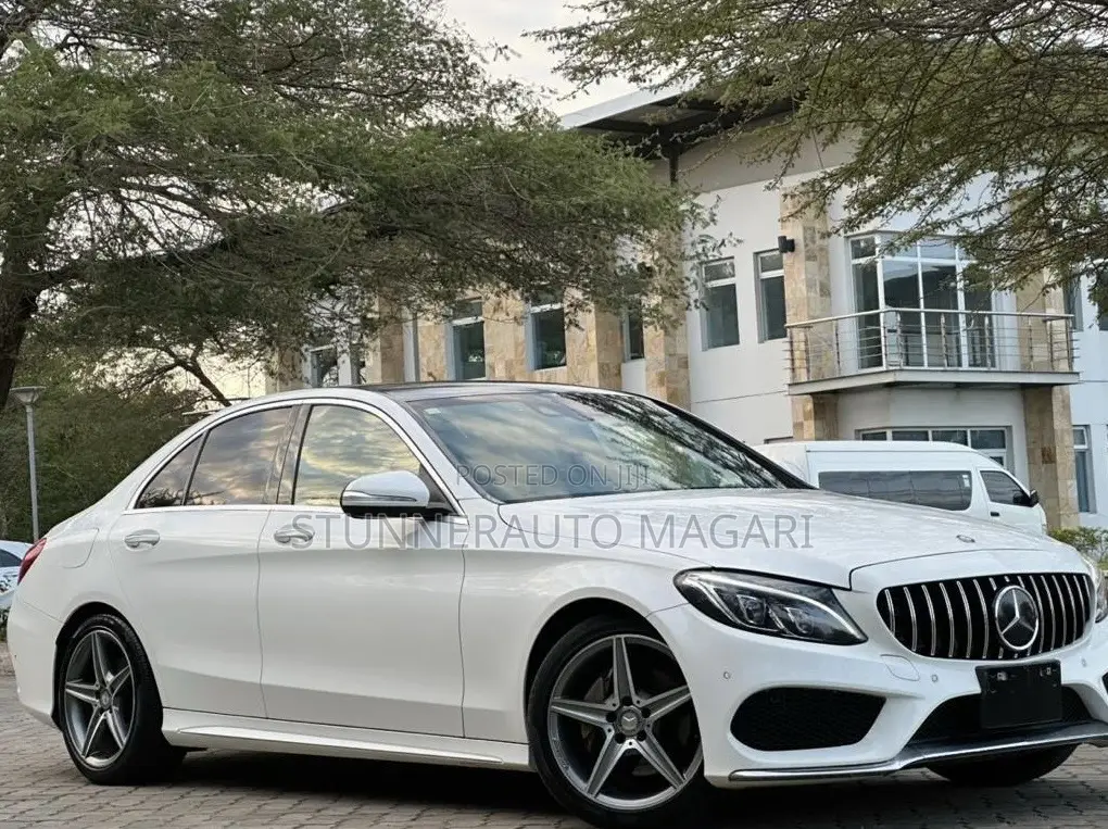 Mercedes-Benz C200 2014 White