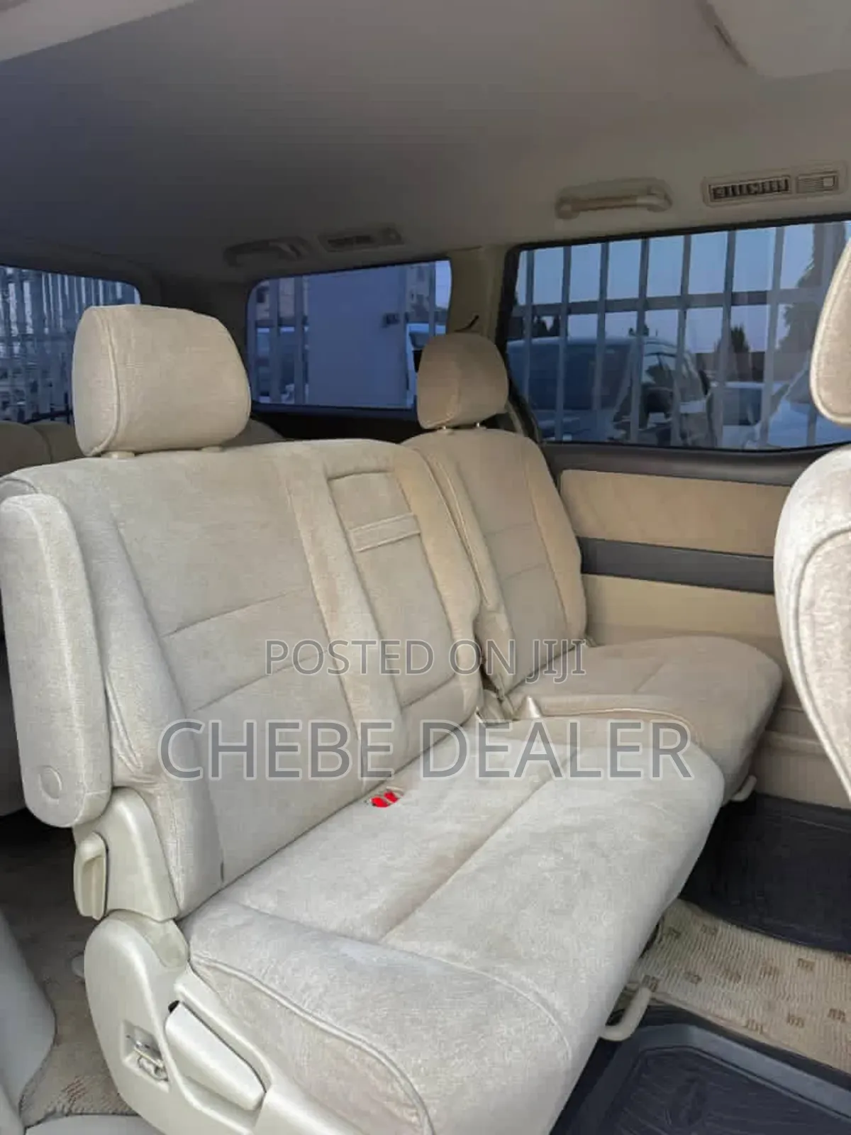 Toyota Alphard 2005 Gold