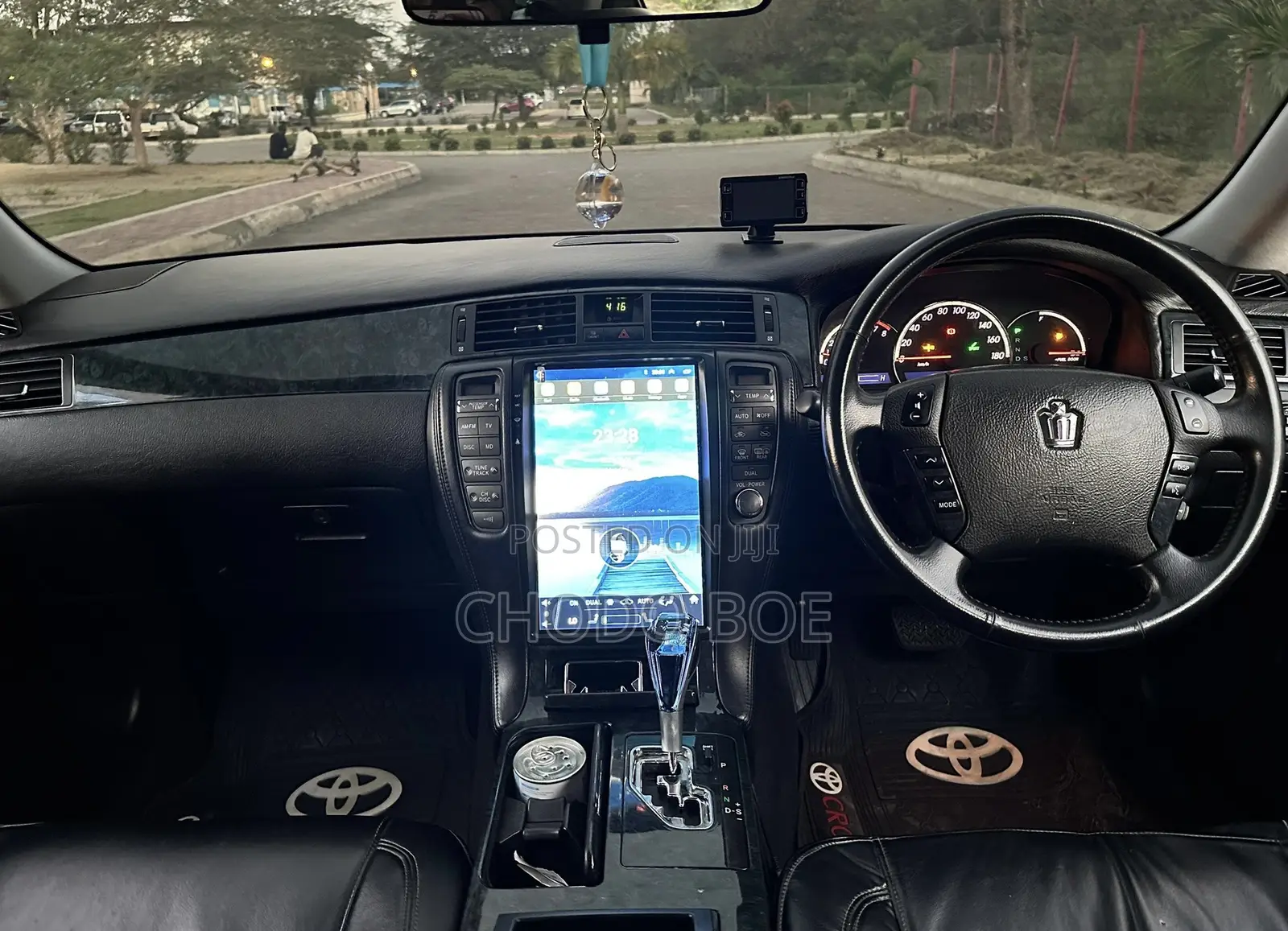 Toyota Crown 2006 Black