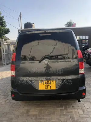 Toyota Noah 2006 Black