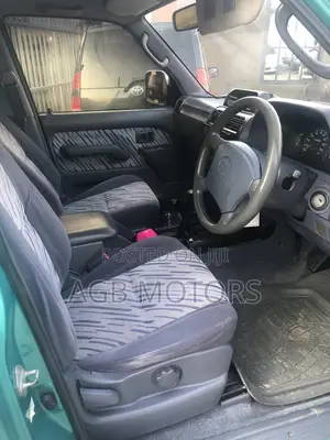 Toyota Land Cruiser Prado 2001 Green