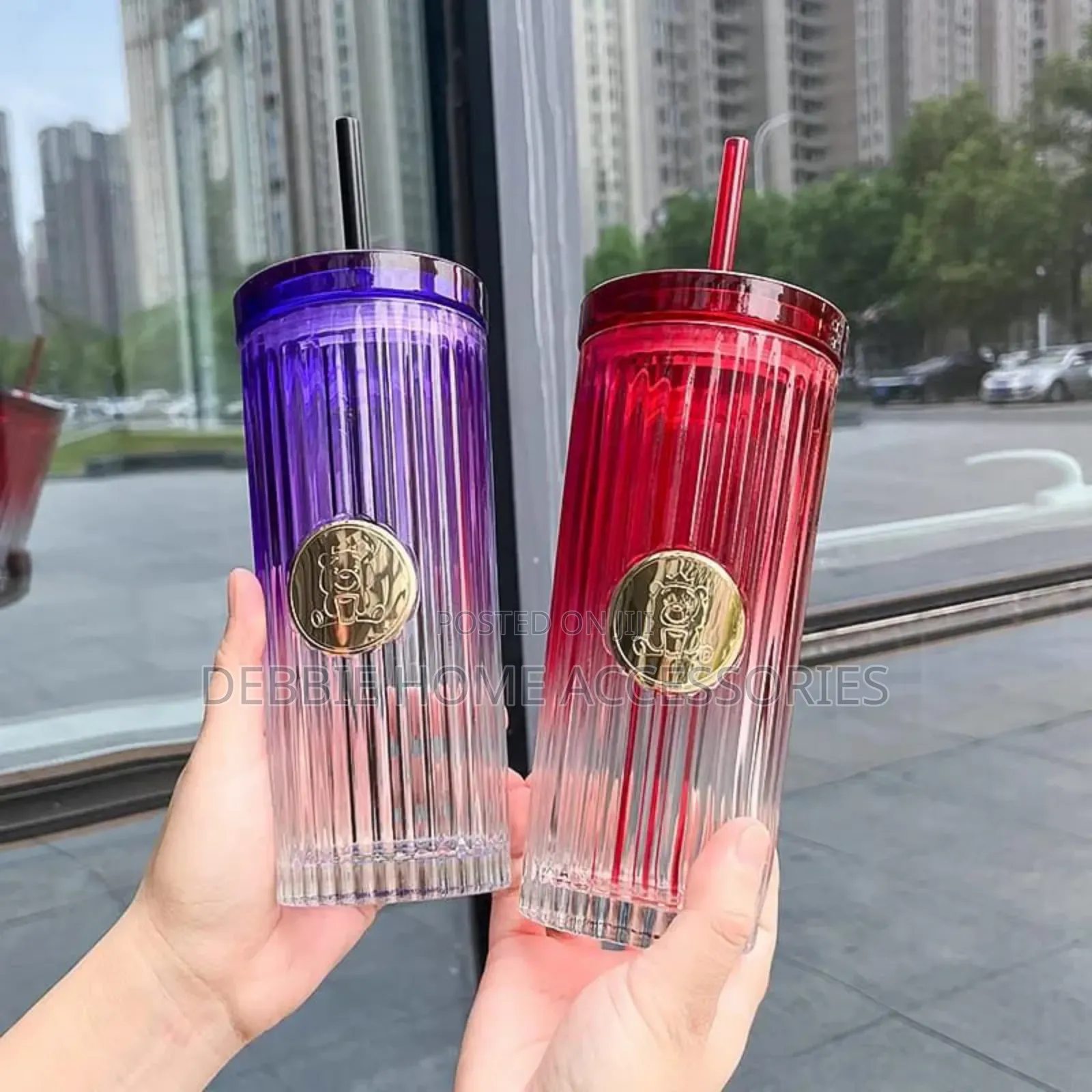 Glass Tumbler With a Lid and Straw