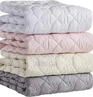 Waterproof Bed Cover 6*6_ 5*6