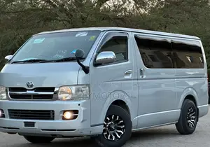 Toyota HiAce 2008 Silver