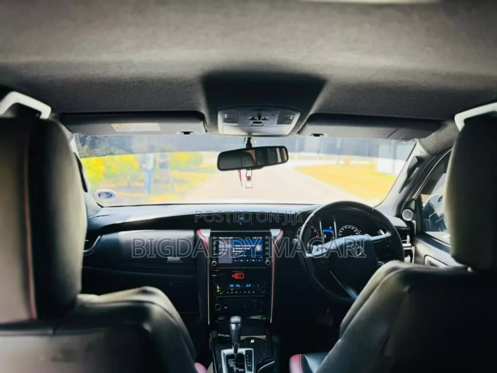 Toyota Fortuner 2023 White