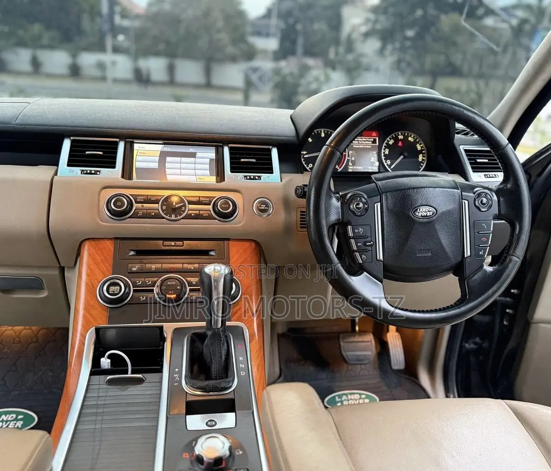Land Rover Range Rover Sport 2011 Black