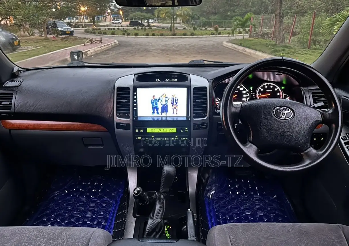 Toyota Land Cruiser Prado 2005 Black