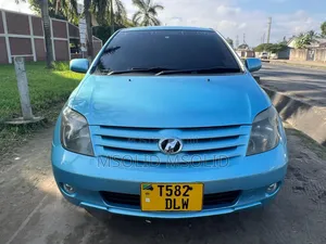 Toyota IST 2006 Blue