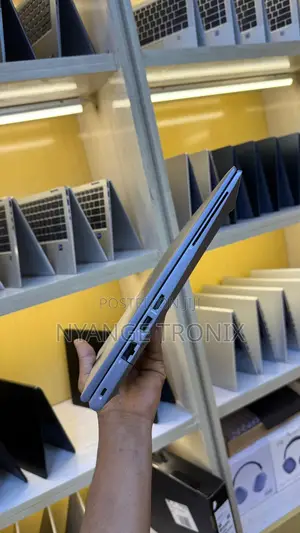 Laptop HP ZBook Power G9 I7 32GB Intel Core I7 SSD 1T