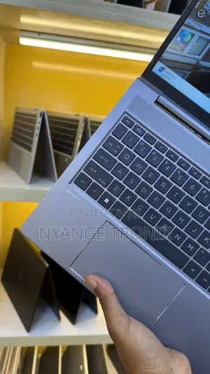 Laptop HP ZBook Power G9 I7 32GB Intel Core I7 SSD 1T
