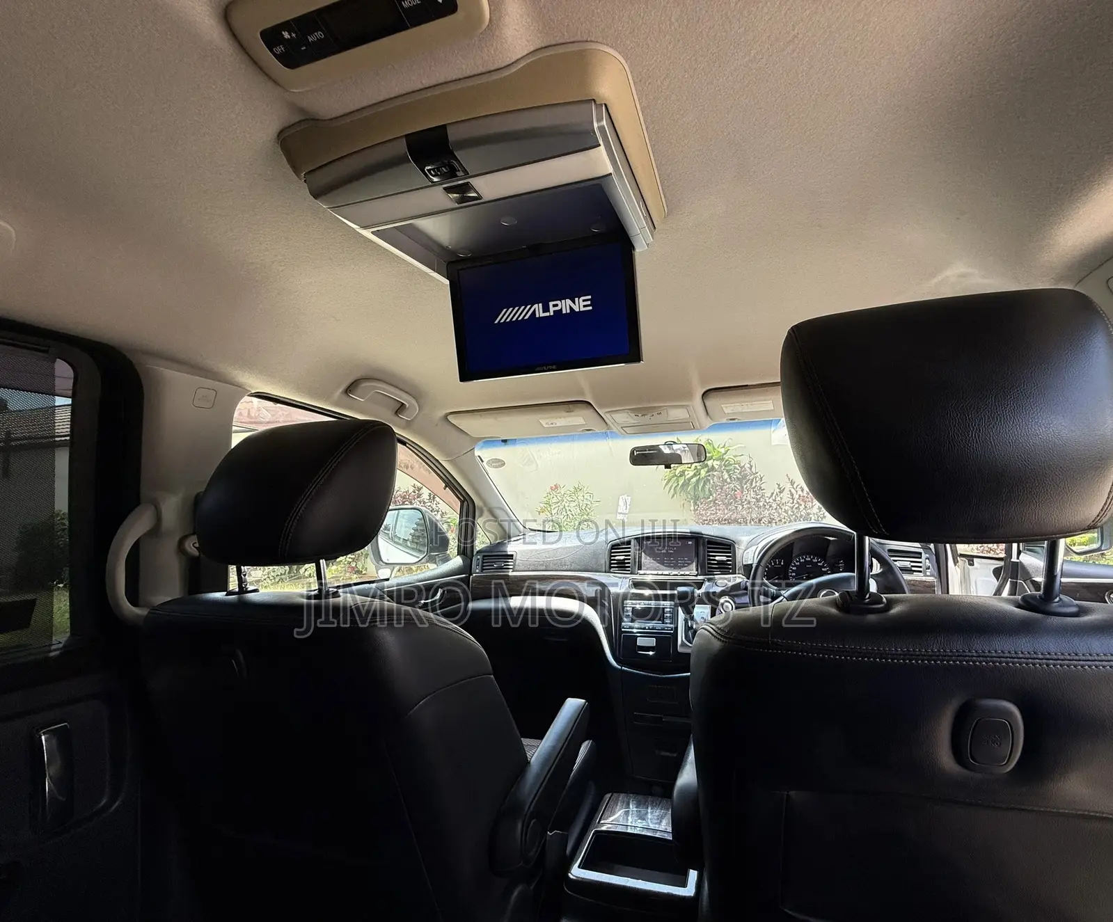 Nissan Elgrand 2011 White
