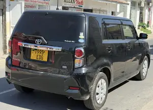 Toyota Corolla Rumion 2010 Black