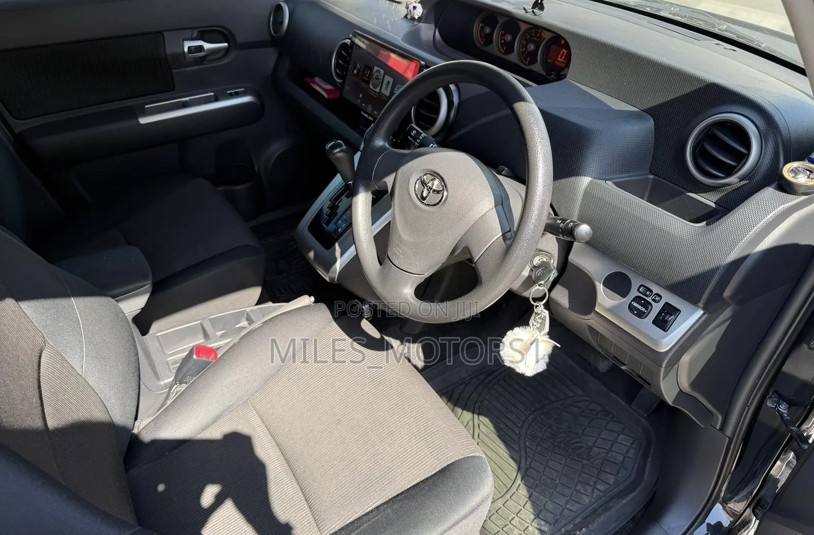 Toyota Corolla Rumion 2010 Black