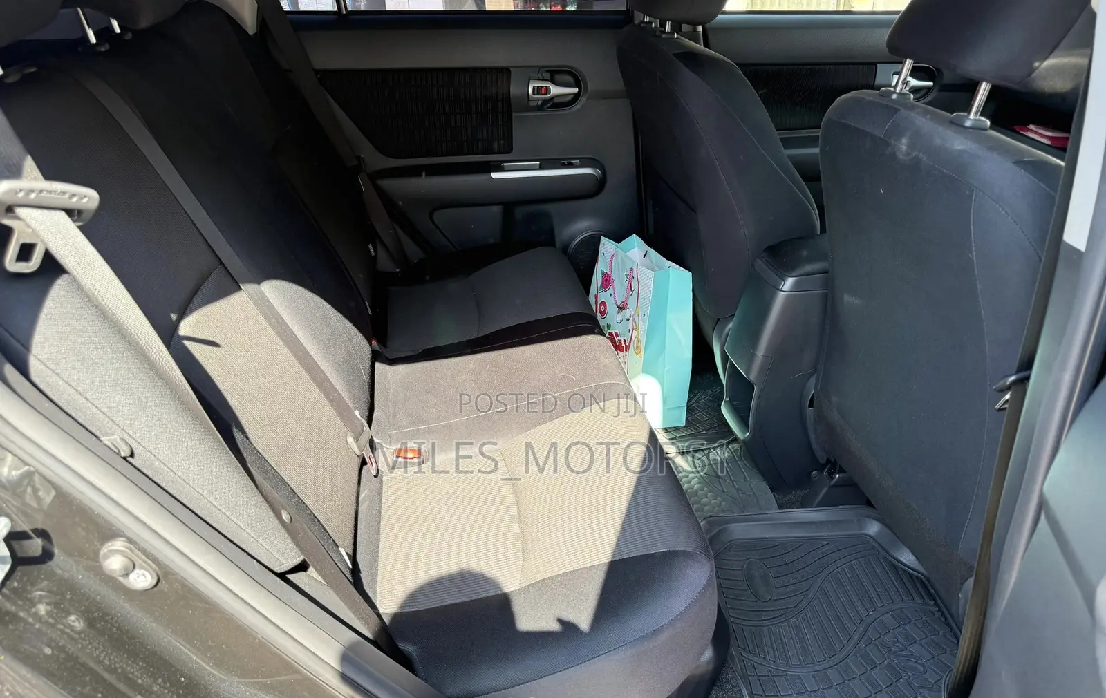 Toyota Corolla Rumion 2010 Black