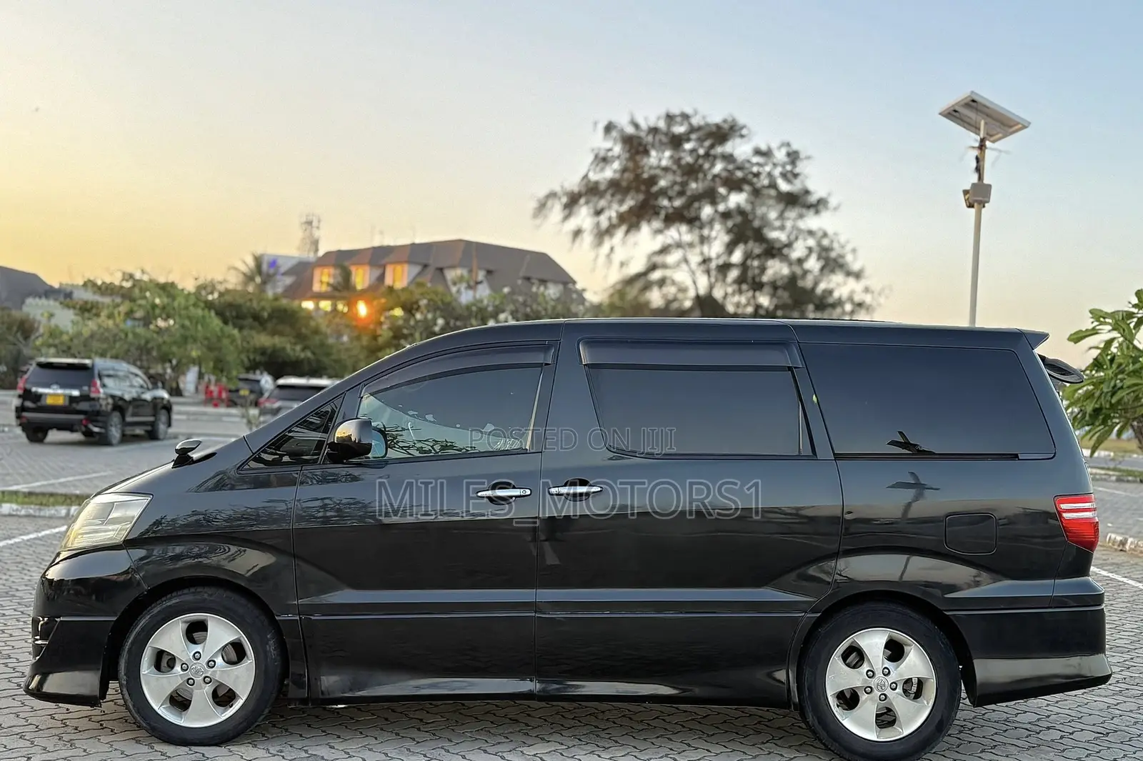 Toyota Alphard 2006 Black