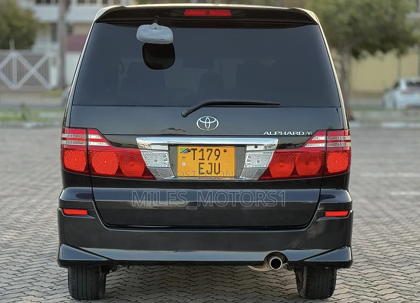 Toyota Alphard 2006 Black