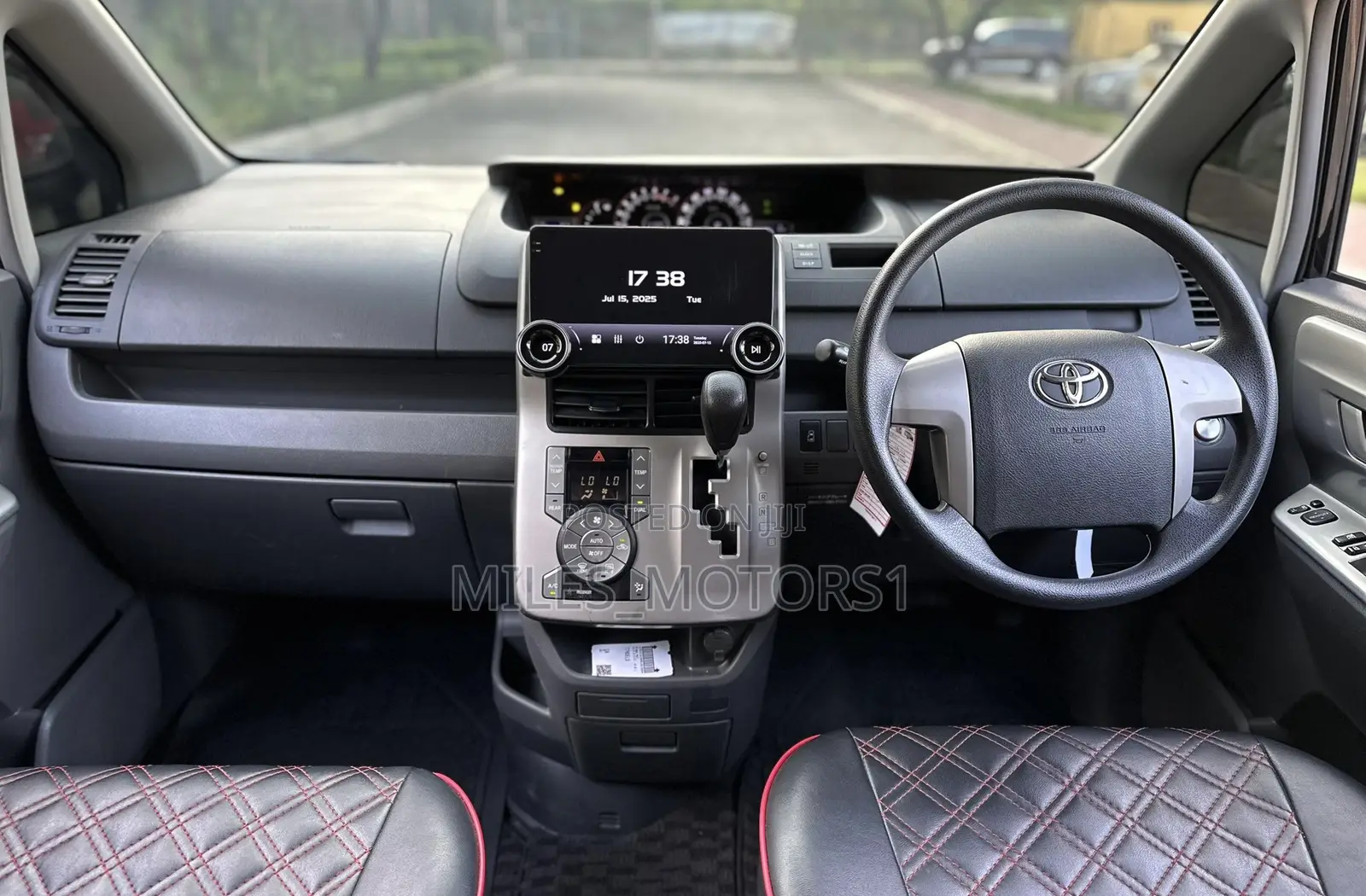 Toyota Noah 2008 Black
