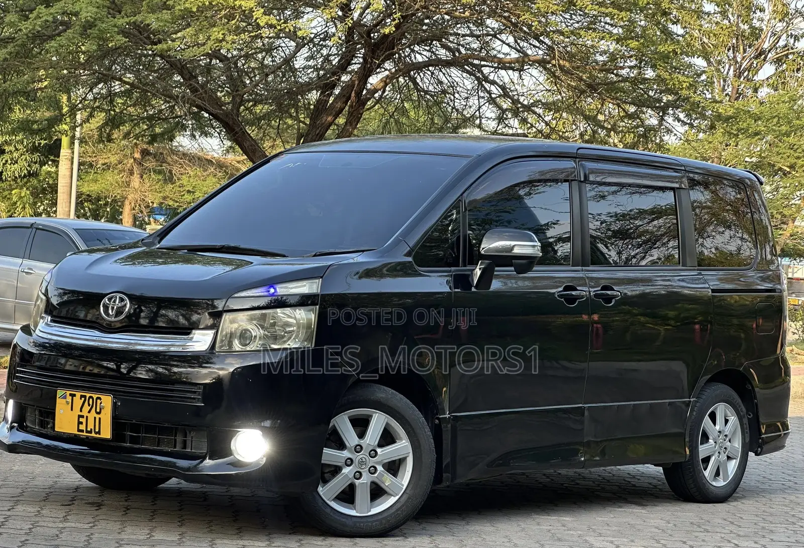 Toyota Noah 2008 Black