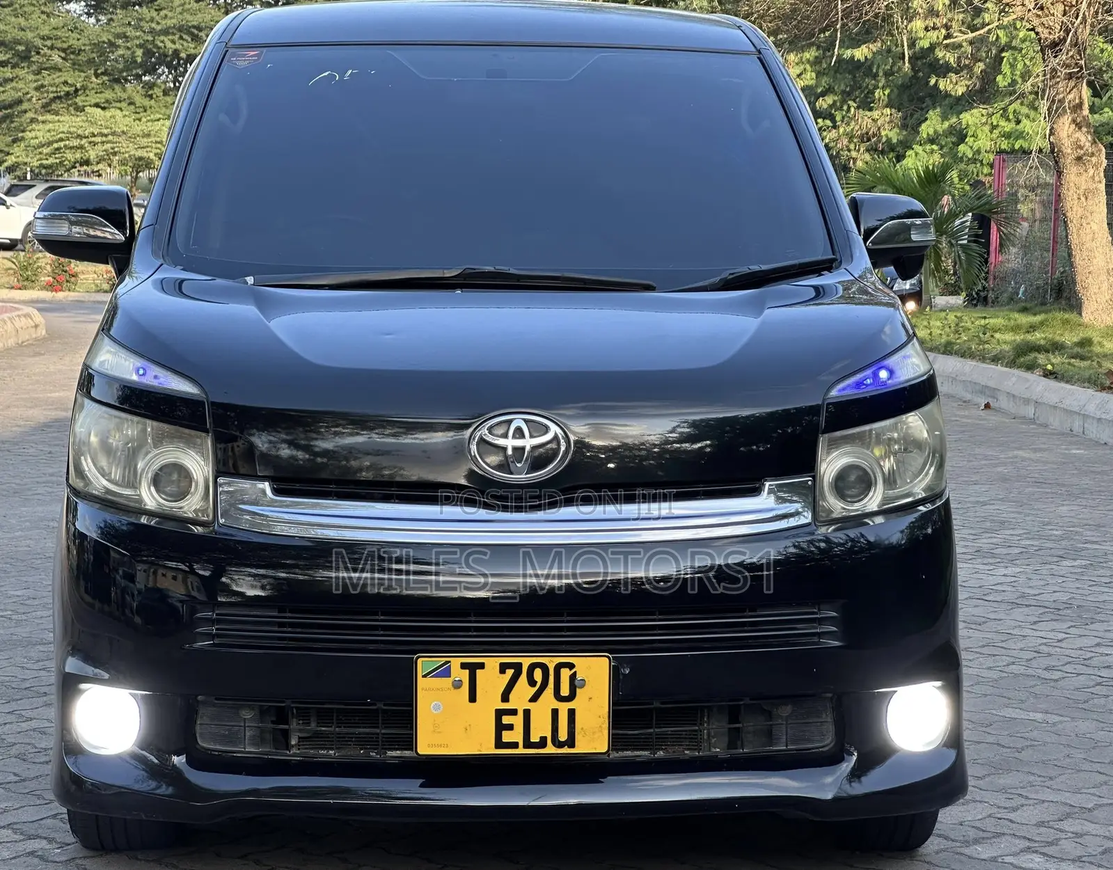 Toyota Noah 2008 Black