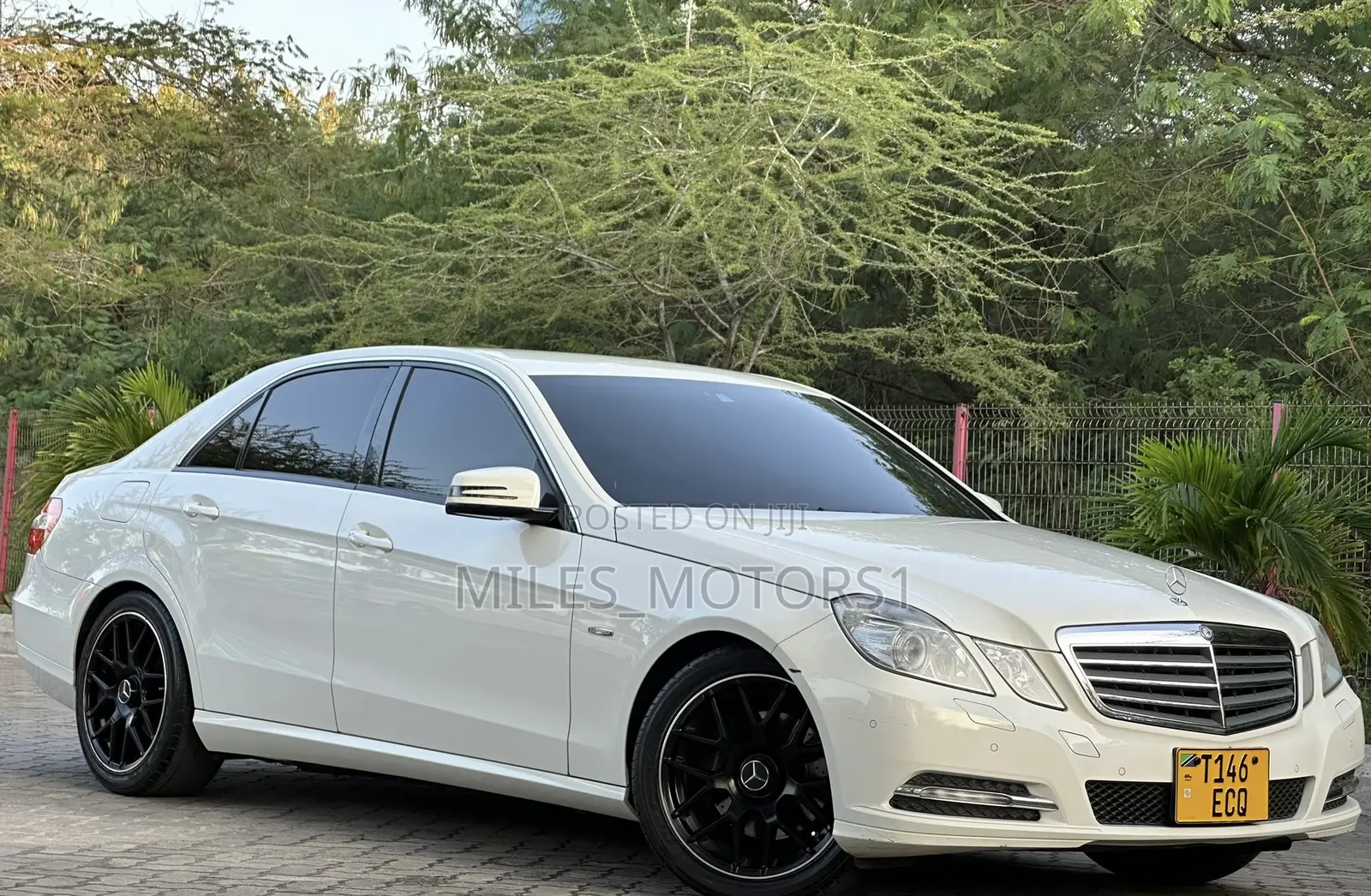 Mercedes-Benz E250 2012 White