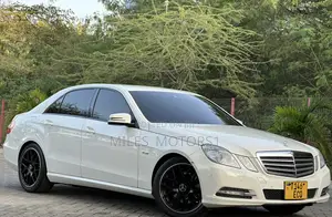 Mercedes-Benz E250 2012 White