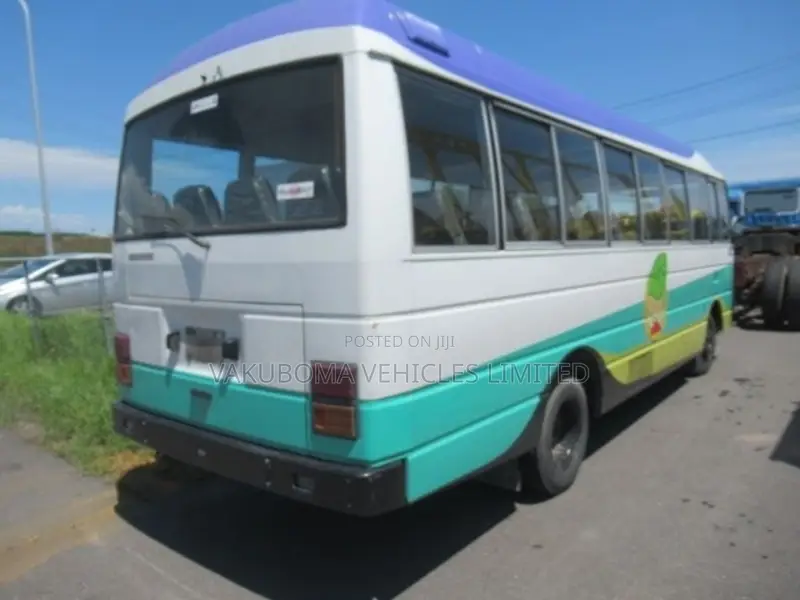 Nissan Civilian 1990 White