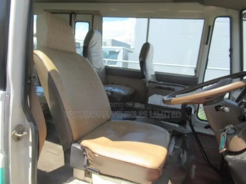 Nissan Civilian 1990 White