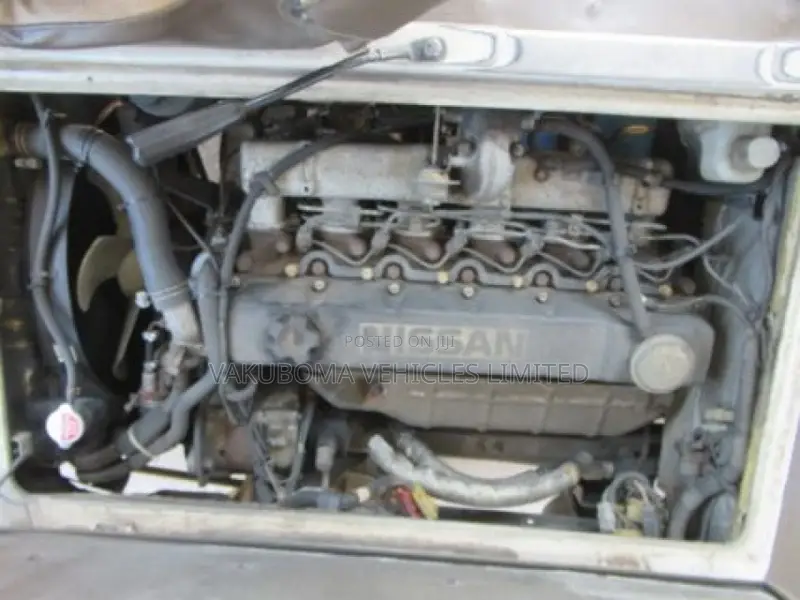 Nissan Civilian 1990 White