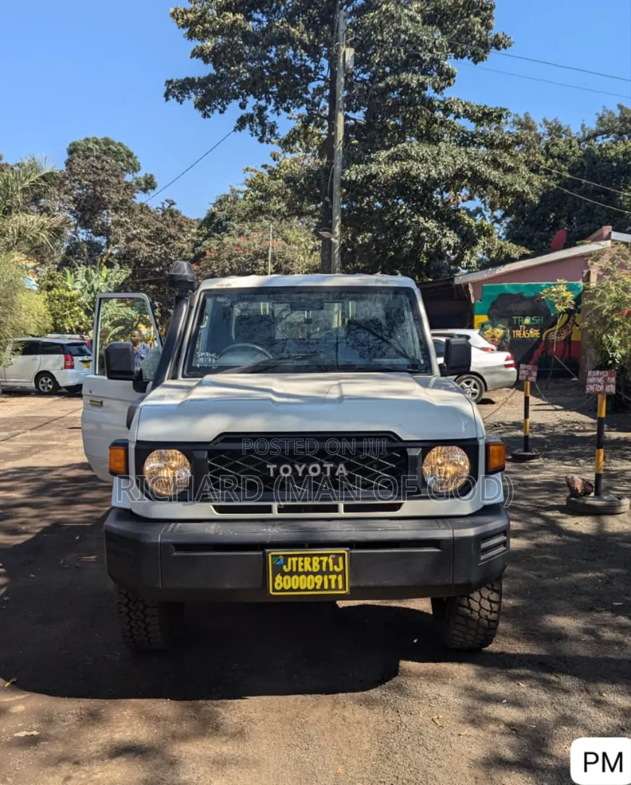 Toyota Land Cruiser 2018 White