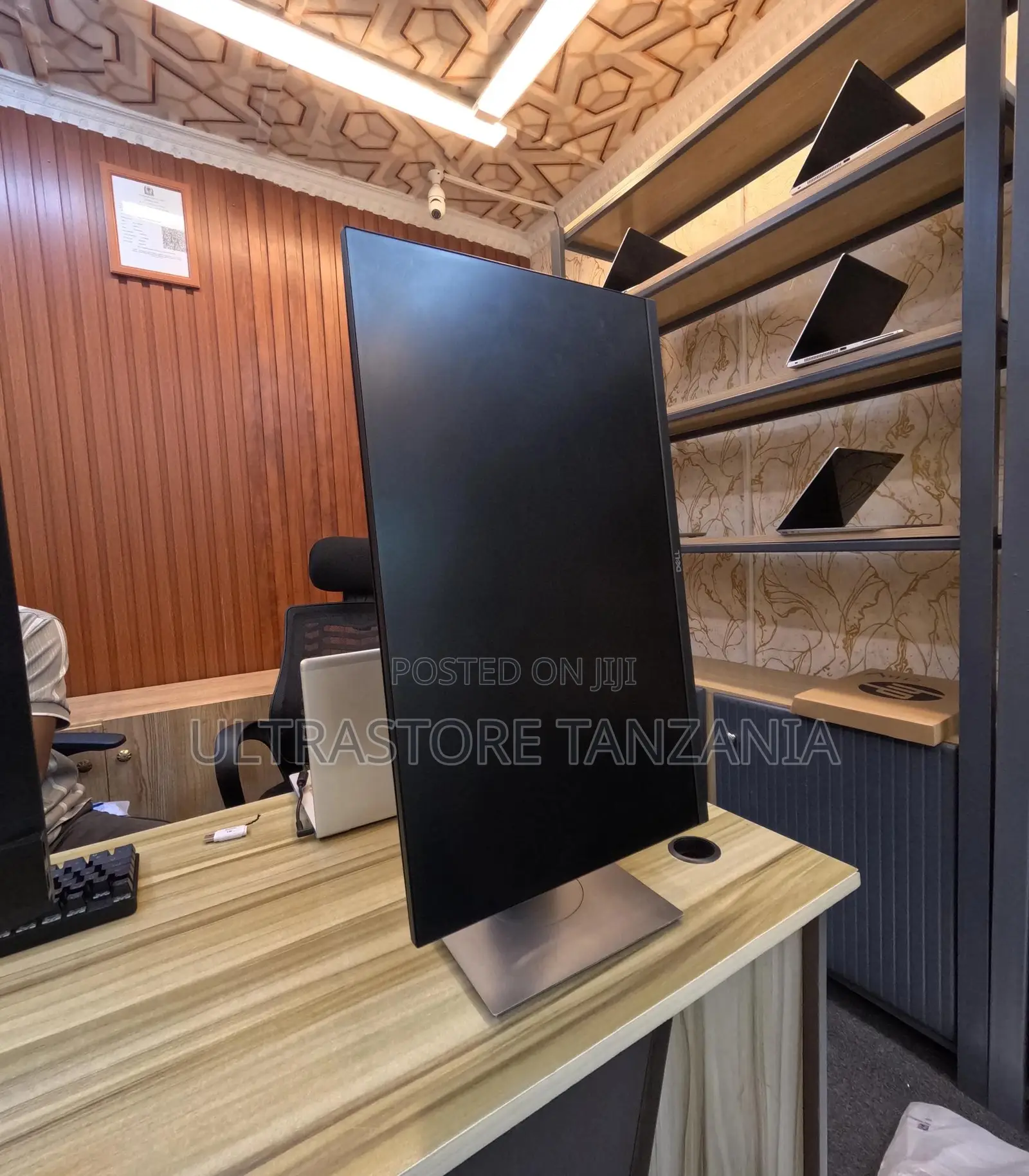 Dell Frameless Monitor 24inches