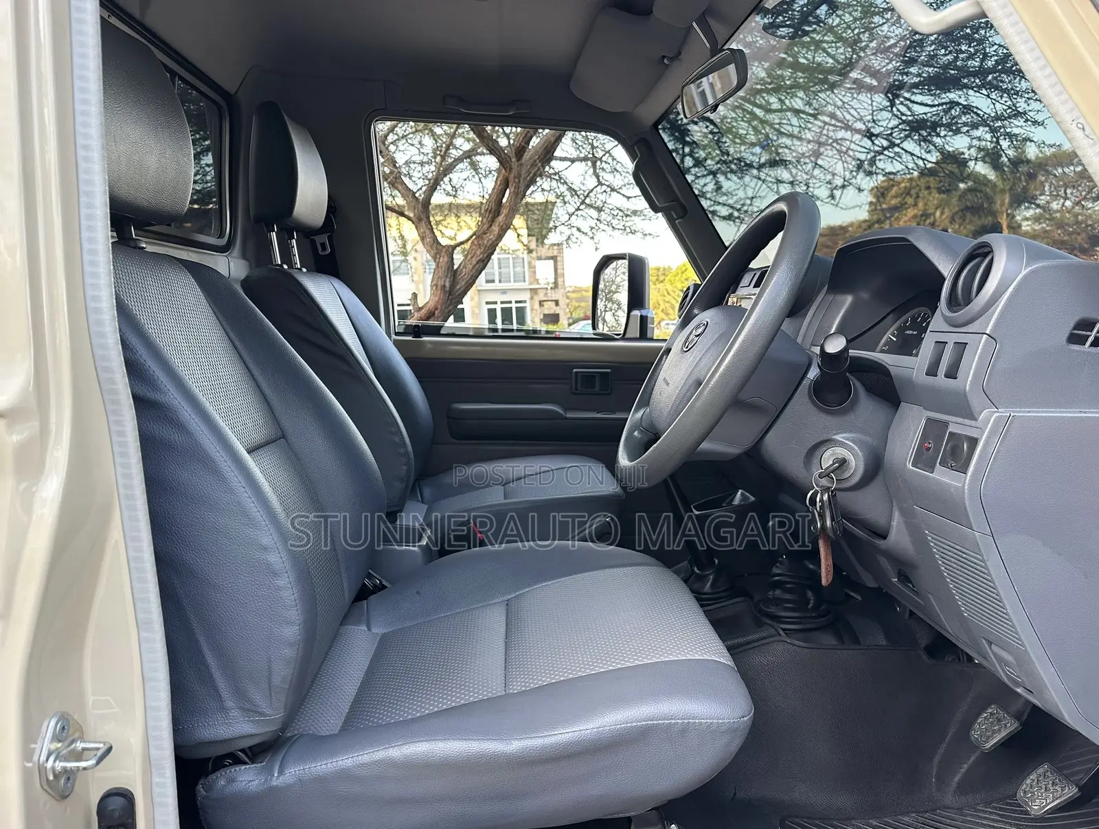 Toyota Land Cruiser 2022 Ivory
