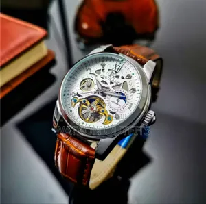 Saa Clearly Automatic or Watches Self Moving Very Classic and Smart