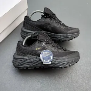 Colombia Sneakers / Quality
